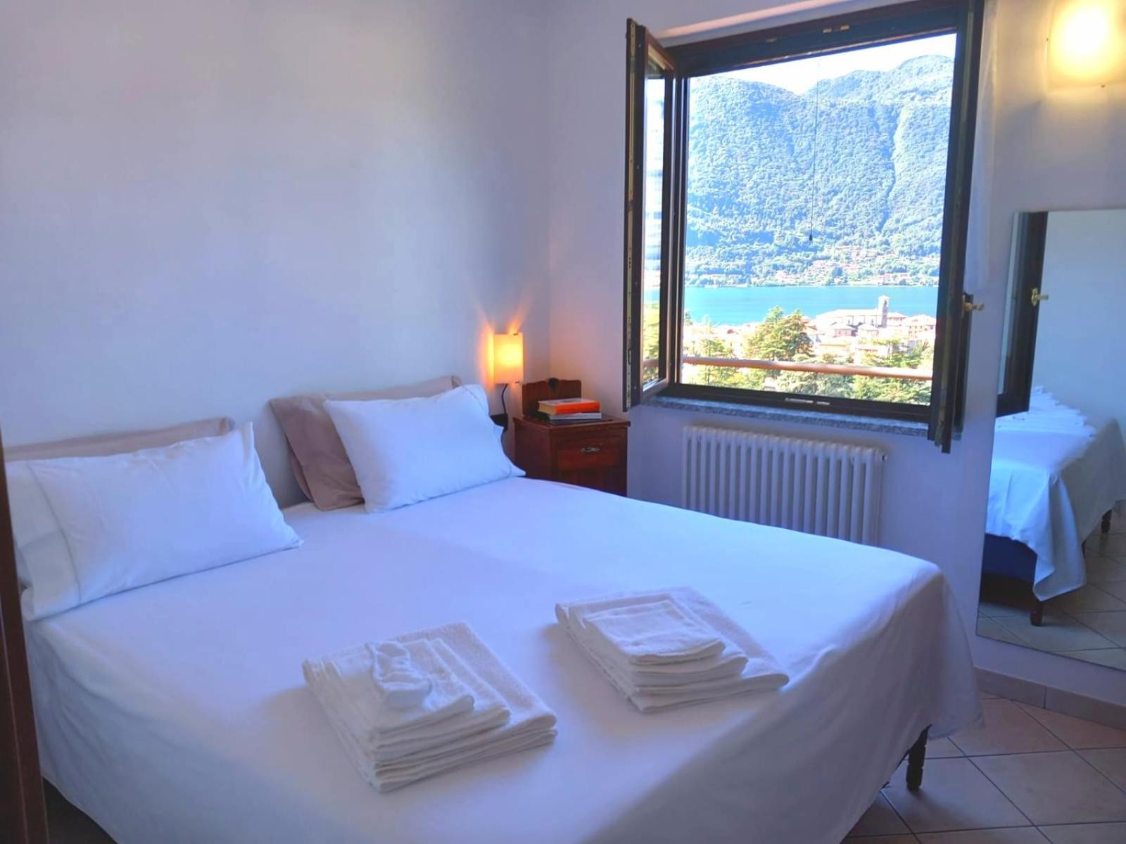 Lake And Guzzi View - Holiday Home Mandello del Lario Exterior photo