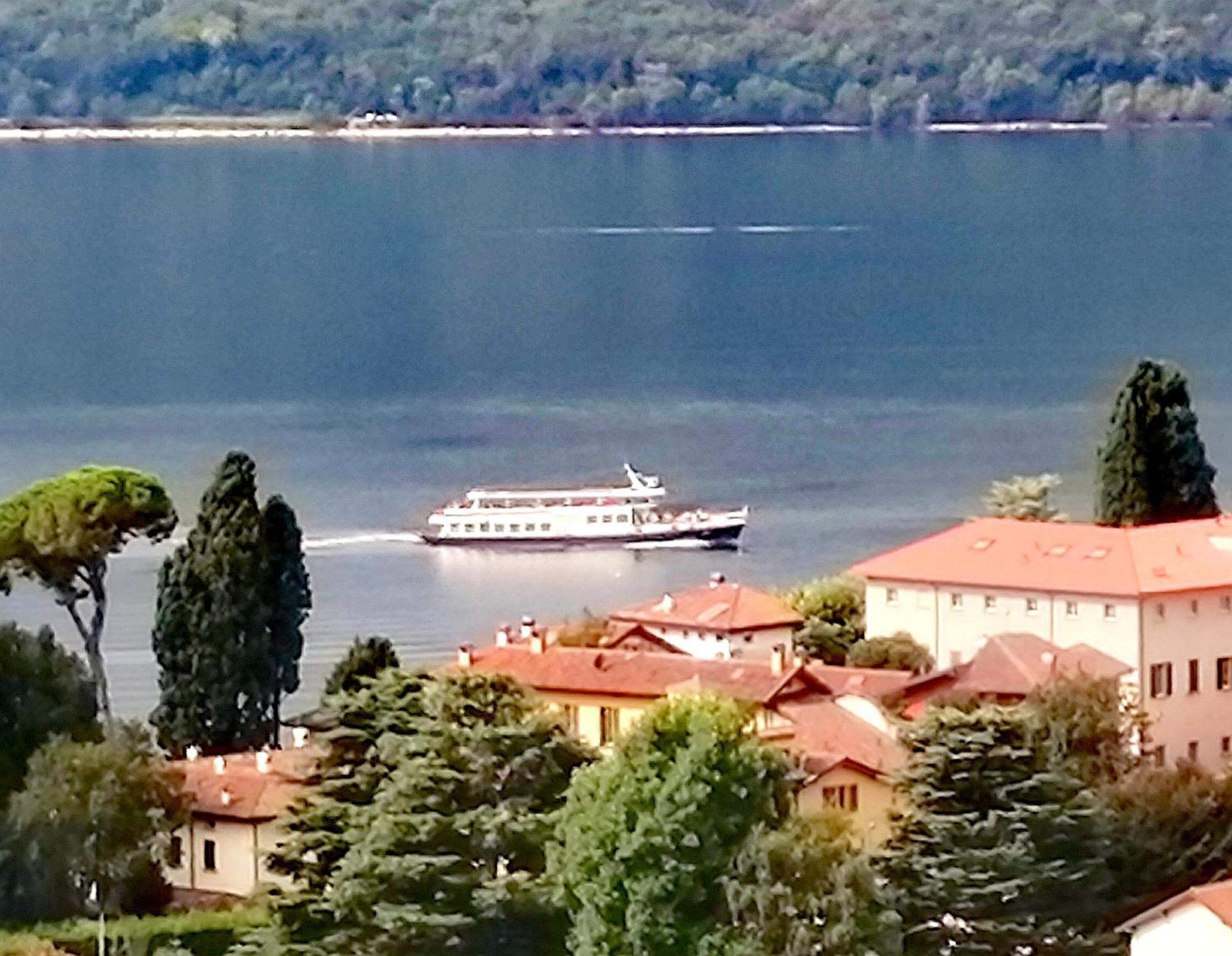 Lake And Guzzi View - Holiday Home Mandello del Lario Exterior photo
