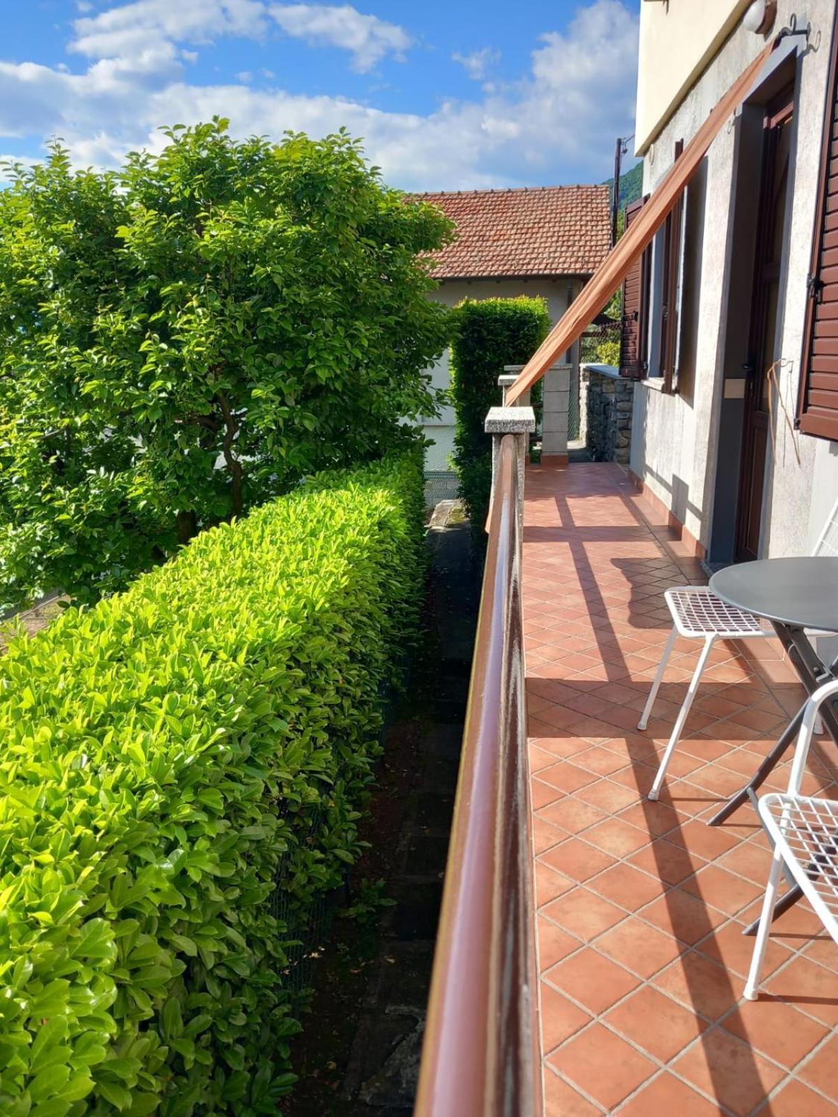 Lake And Guzzi View - Holiday Home Mandello del Lario Exterior photo